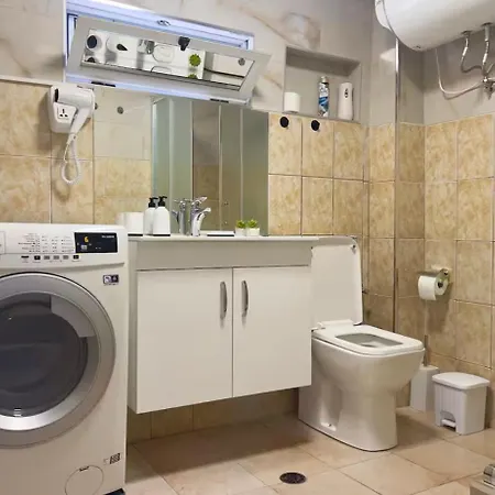 Cozy In Center Apartment Tirana